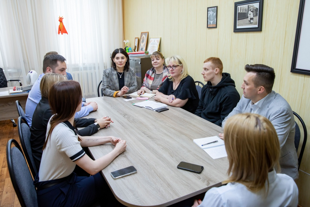 AIBR7890_1.jpg AIBR7890_1.jpg