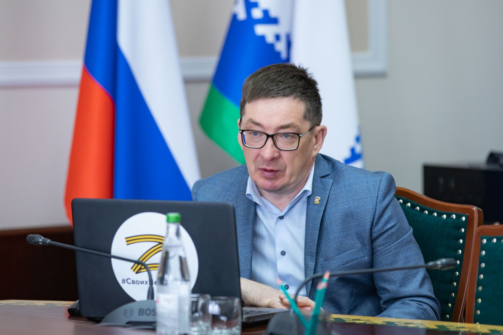 IIBR8733-Втекст.jpg
