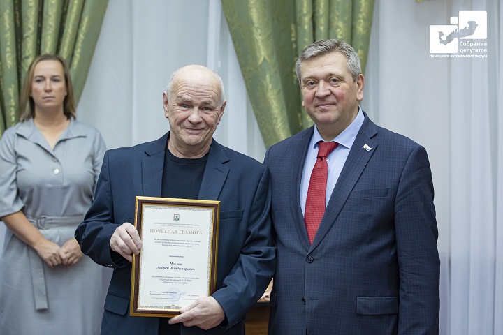 IIBR8567 2.jpg