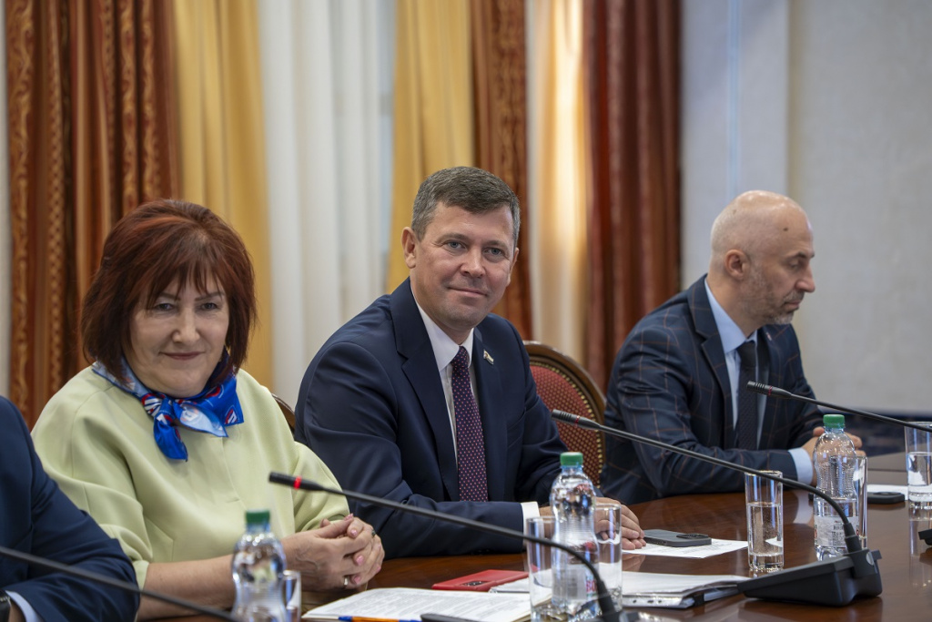 OAV02507 в.jpg