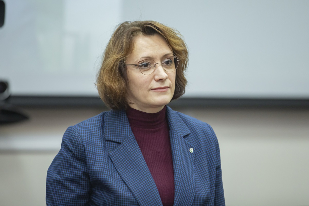 IIBR4524 2.jpg IIBR4524 2.jpg