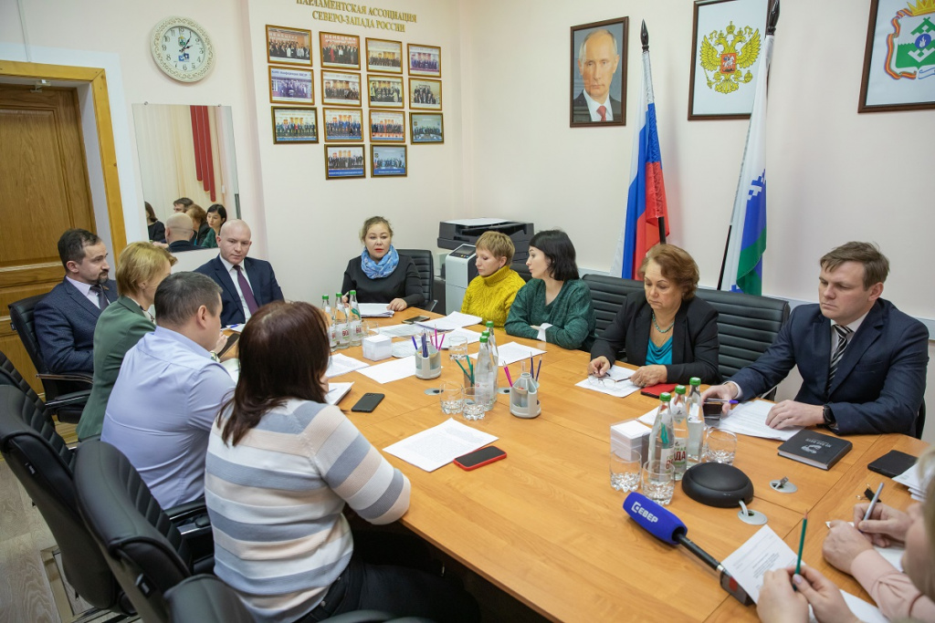 AIBR4947.jpg AIBR4947.jpg
