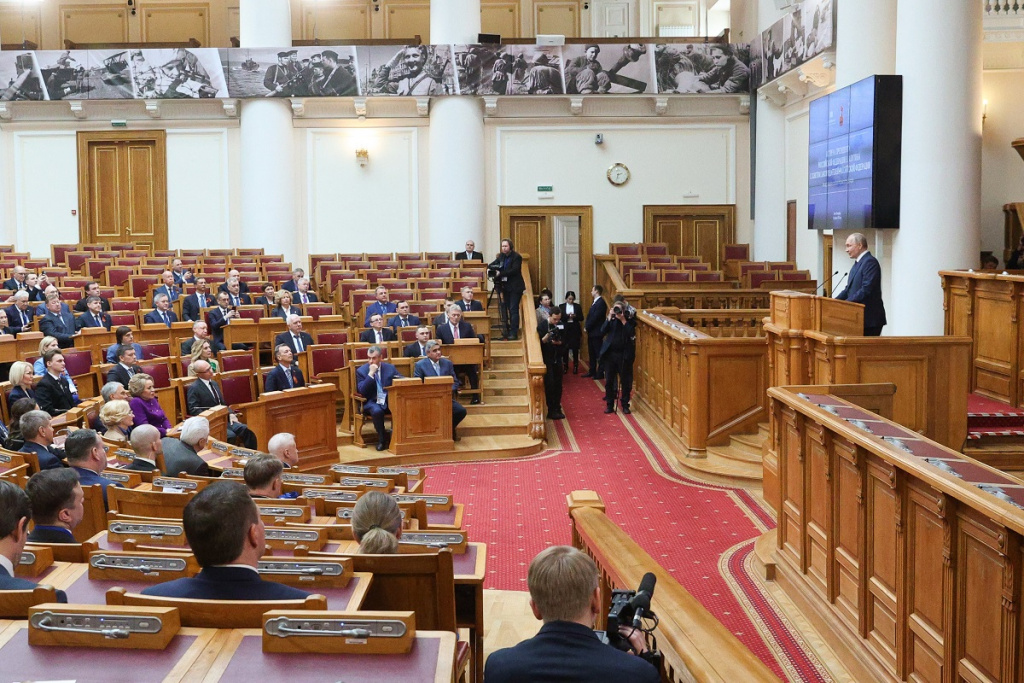 Prezident_Rossiiskoi_Federatsii_Vladimir_Putin(3) 2.jpg Prezident_Rossiiskoi_Federatsii_Vladimir_Putin(3) 2.jpg
