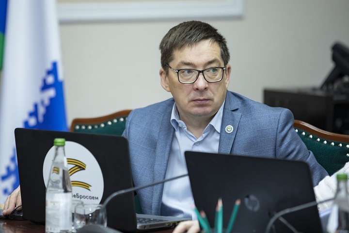 IIBR5885 2.jpg