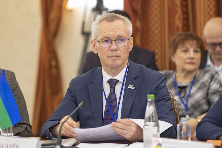 IIBR4740.jpg IIBR4740.jpg